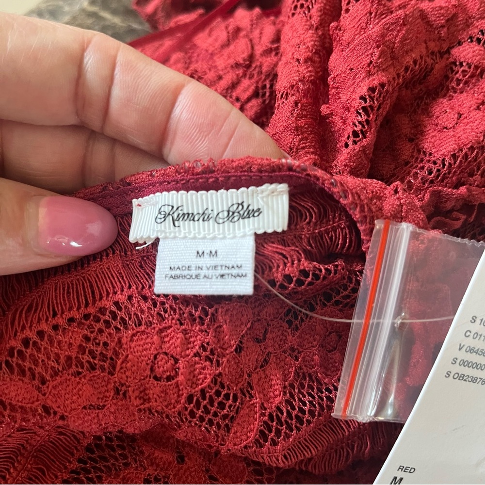 NWT Urban Outfitters Kimchi Blue Amara Ruffle Lace Button-Front Tank Top in Red - Picture 7 of 8